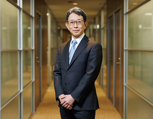 まだ見ぬ時代へ若い力を。